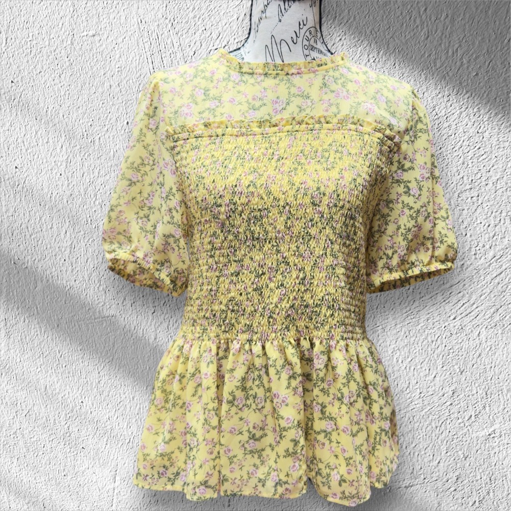 Torrid Yellow Floral Boho Smocked Top Size 0 Cottagecore Romantic Garden Party
